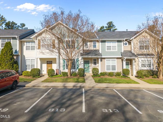 813 Hamlet Park Drive, Morrisville, NC 27560