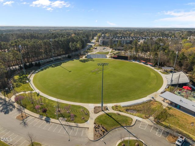 813 Hamlet Park Drive, Morrisville, NC 27560