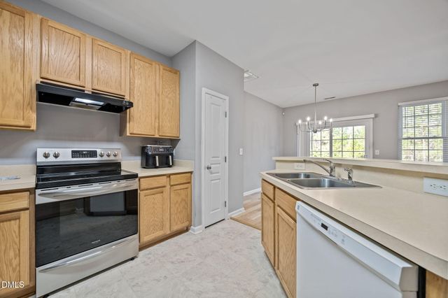 813 Hamlet Park Drive, Morrisville, NC 27560