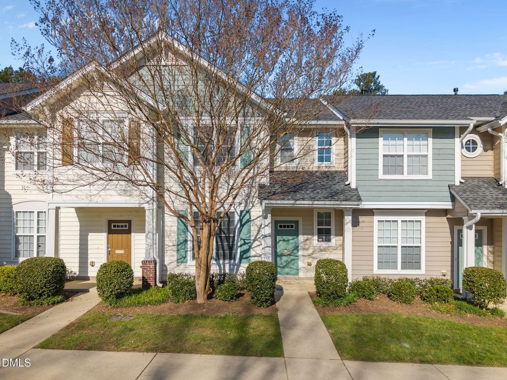 813 Hamlet Park Drive, Morrisville, NC 27560