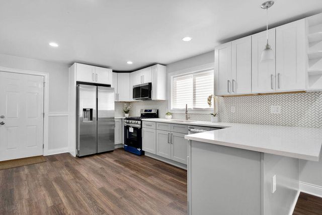 1297 W 17th Avenue, Gary, IN 46407