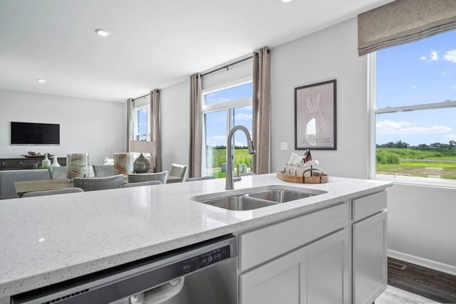 26100 S Castle Boulevard, Manhattan, IL 60442