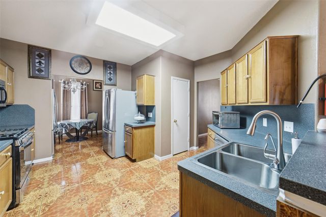 19614 Jackson Brook Way, Cypress, TX 77429
