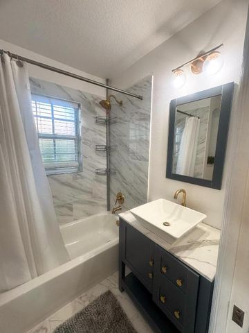 532 SW Indian Key Drive, Port St. Lucie, Port St Lucie, FL 34986