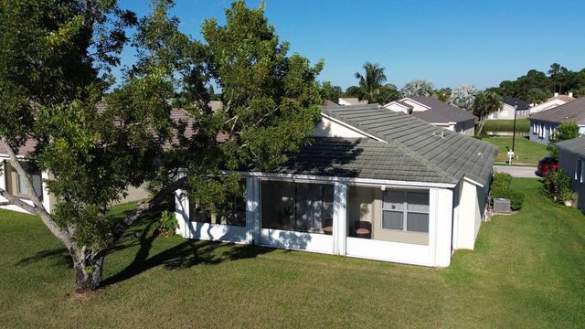 532 SW Indian Key Drive, Port St. Lucie, Port St Lucie, FL 34986