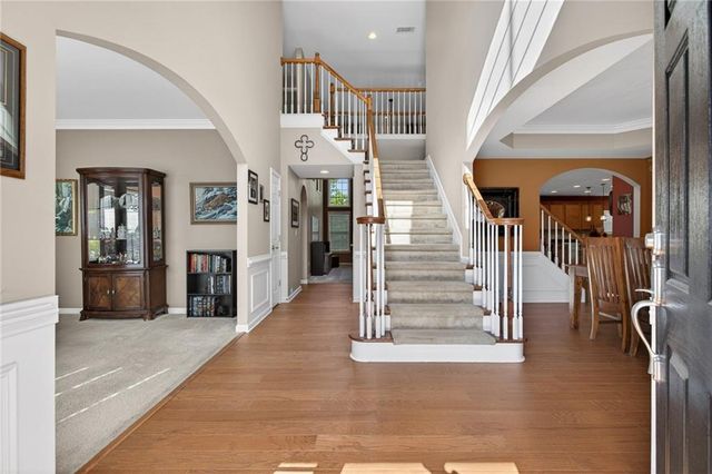 512 Blue Mountain Rise, Canton, GA 30114