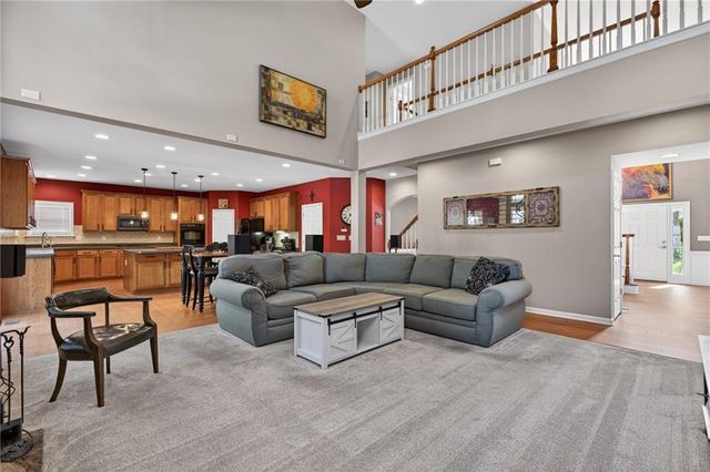 512 Blue Mountain Rise, Canton, GA 30114