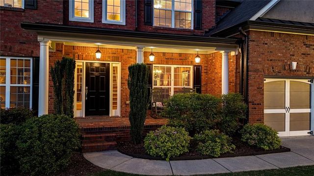 512 Blue Mountain Rise, Canton, GA 30114