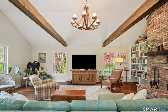 5 Musket Lane, Redding, CT 06896