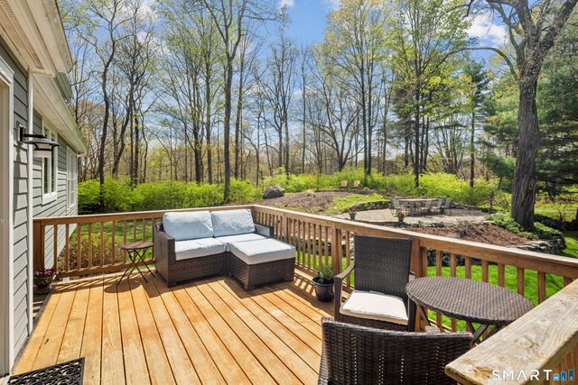 5 Musket Lane, Redding, CT 06896