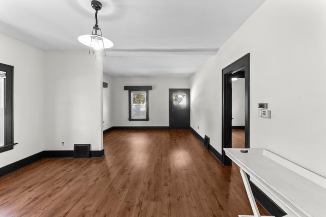 1201 E Central Park Avenue, Davenport, IA 50803