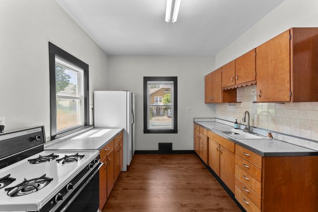 1201 E Central Park Avenue, Davenport, IA 50803