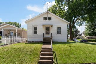 1201 E Central Park Avenue, Davenport, IA 50803