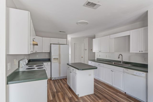 450 Jillian Drive, Crestview, FL 32536