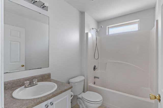 450 Jillian Drive, Crestview, FL 32536