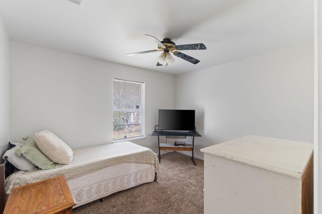 450 Jillian Drive, Crestview, FL 32536