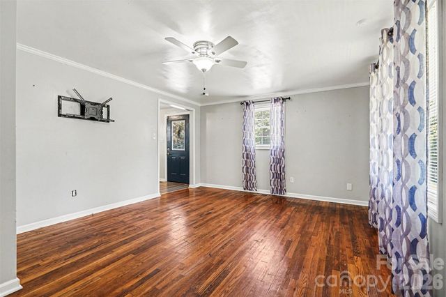310 Main Avenue E, Hildebran, NC 28637