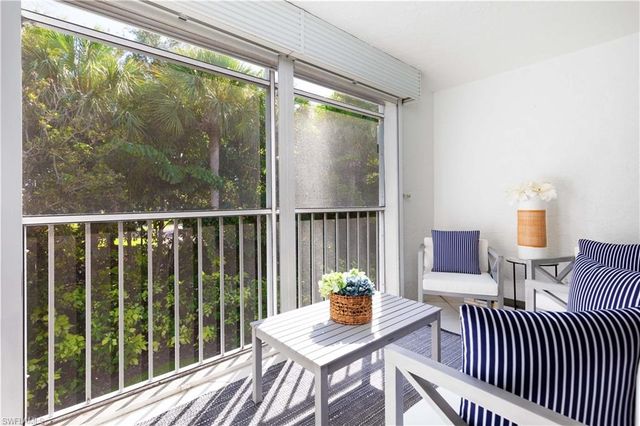 841 Tanbark DR 202, Naples, FL 34108