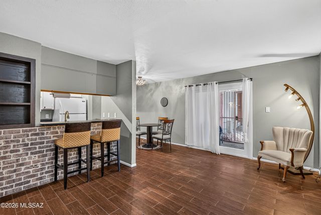 1600 N Wilmot Rd Unit 131, Tucson, AZ 85712