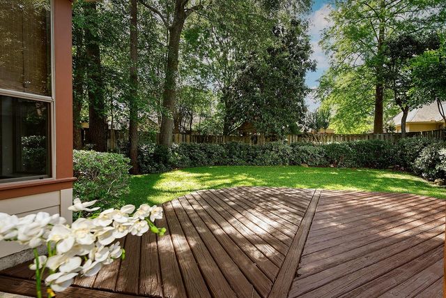 63 Douvaine, The Woodlands, TX 77382