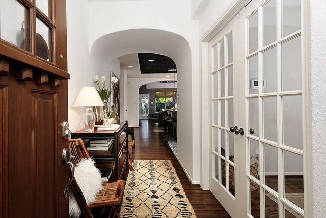 63 Douvaine, The Woodlands, TX 77382