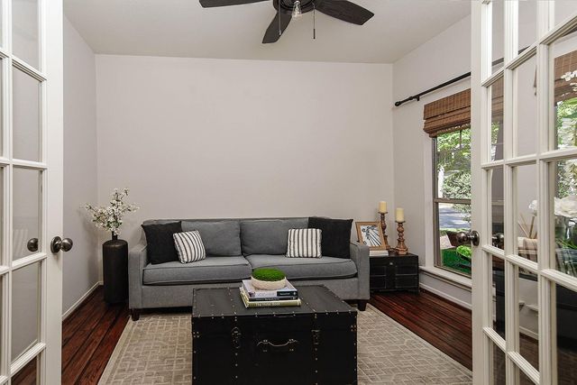 63 Douvaine, The Woodlands, TX 77382