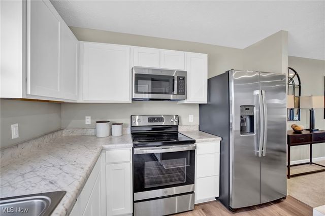 3575 Kenyon Creek Avenue NW, Massillon, OH 44647