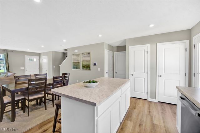 3575 Kenyon Creek Avenue NW, Massillon, OH 44647