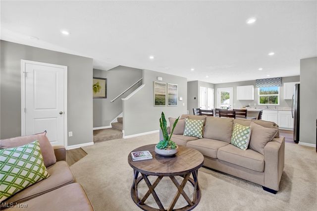 3575 Kenyon Creek Avenue NW, Massillon, OH 44647