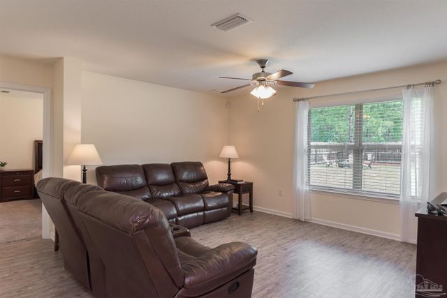 4834 Relentless Way, Milton, FL 32570