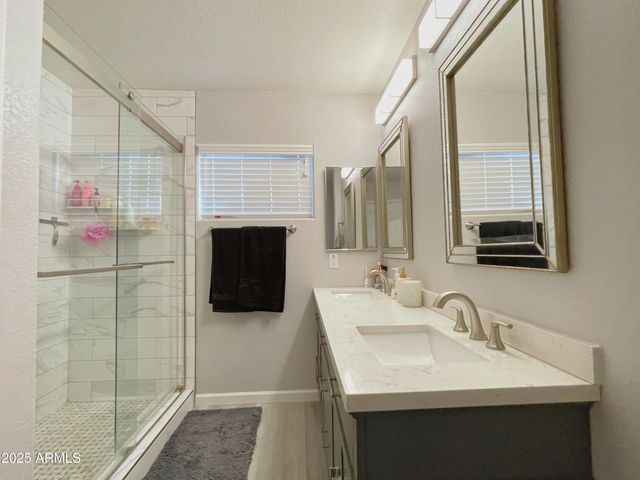 8144 W BECK Lane, Peoria, AZ 85382