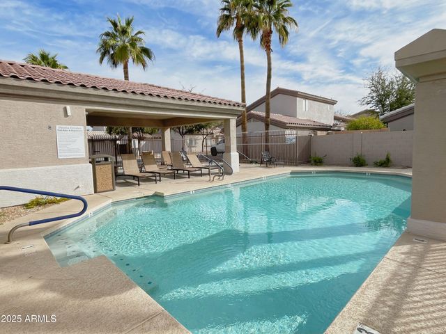 8144 W BECK Lane, Peoria, AZ 85382
