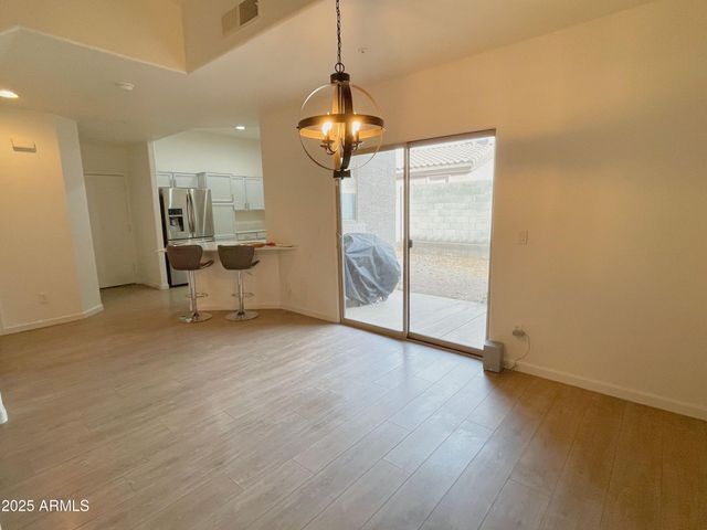 8144 W BECK Lane, Peoria, AZ 85382