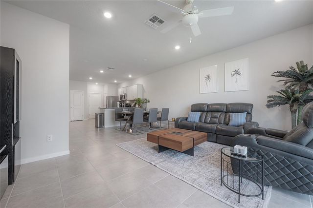 31428 AMBERVIEW BEND, Wesley Chapel, FL 33545