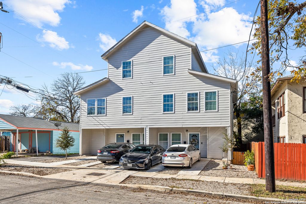 115 Milton, San Antonio, TX 78209