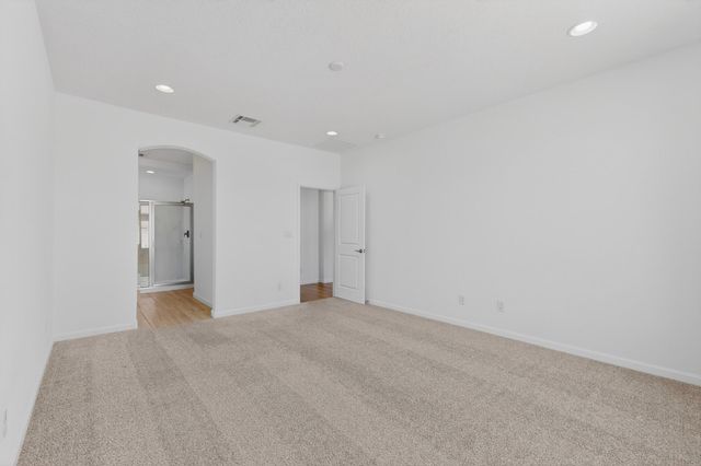 120 Mountaingem Loop, Santa Fe, NM 87508