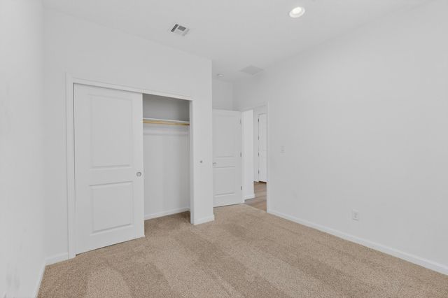 120 Mountaingem Loop, Santa Fe, NM 87508