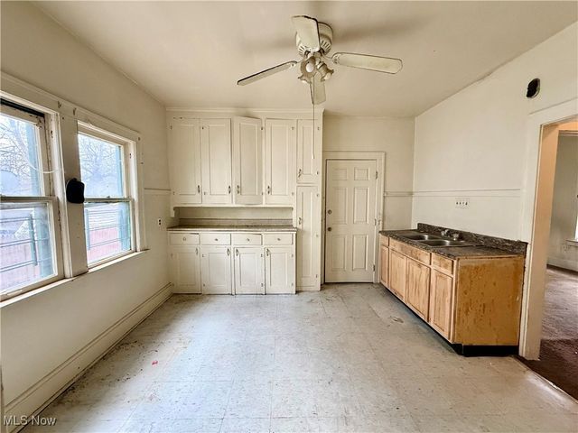 3302 E 146th Street, Cleveland, OH 44120