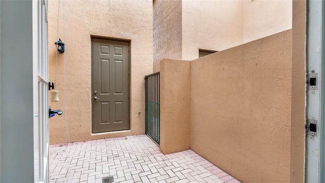 1061 SW 147th Terrace, Pembroke Pines, FL 33027