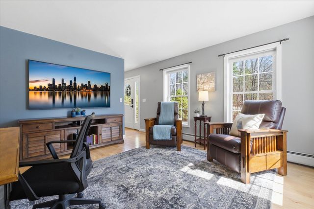 64 Peppermint Street, Goffstown, NH 03045