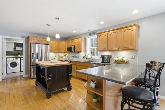 64 Peppermint Street, Goffstown, NH 03045