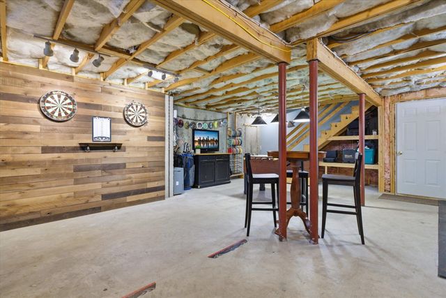 64 Peppermint Street, Goffstown, NH 03045