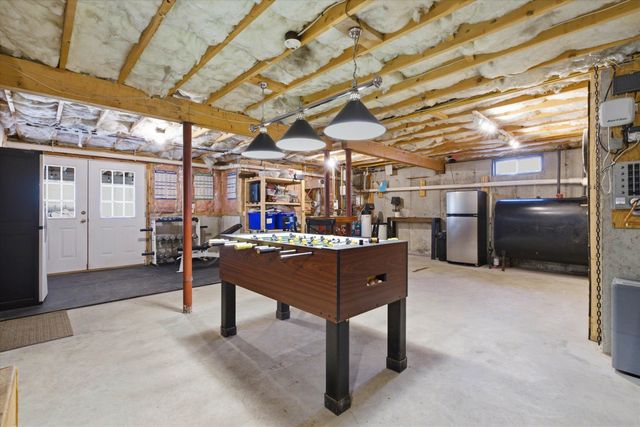 64 Peppermint Street, Goffstown, NH 03045