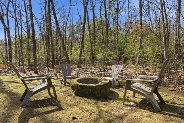 64 Peppermint Street, Goffstown, NH 03045