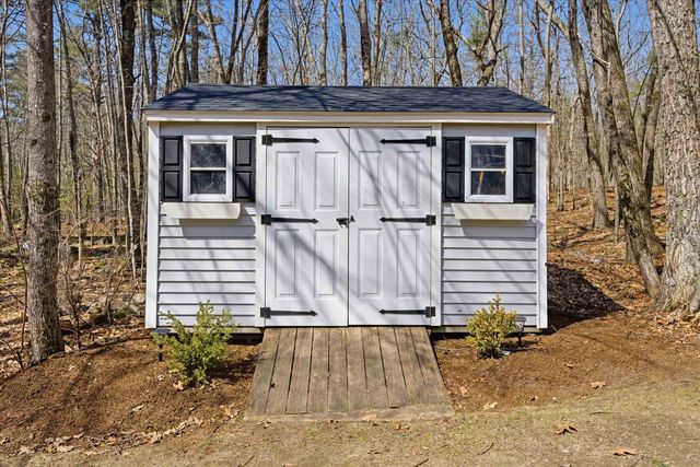 64 Peppermint Street, Goffstown, NH 03045