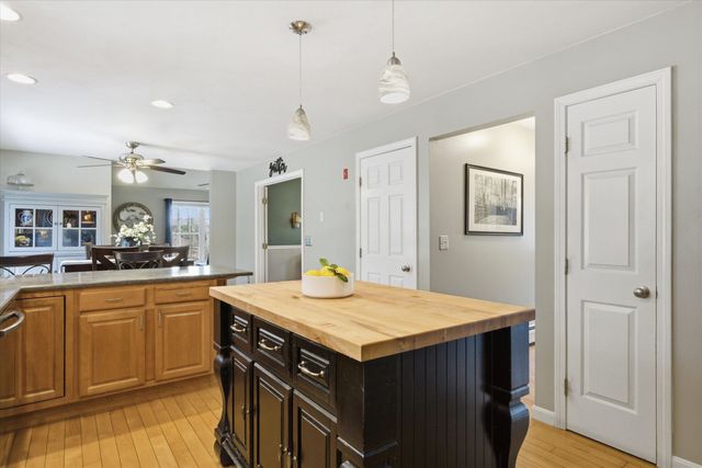 64 Peppermint Street, Goffstown, NH 03045