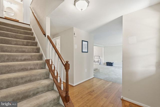 2202 JESTER CT, Reston, VA 20191