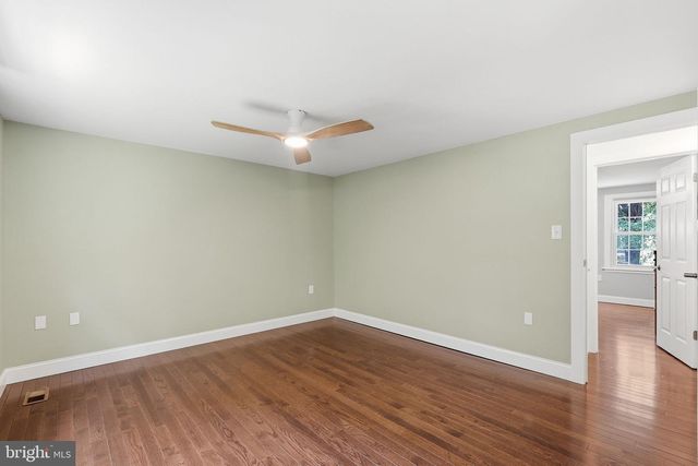 2202 JESTER CT, Reston, VA 20191