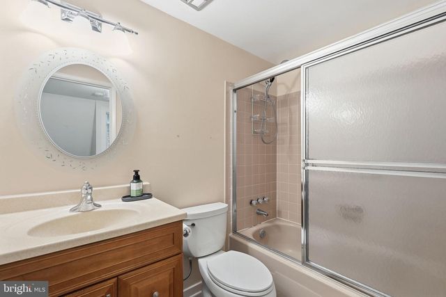2202 JESTER CT, Reston, VA 20191