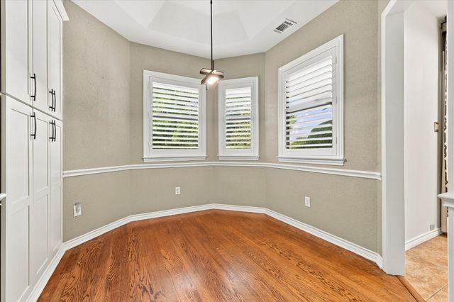 82 Remington Drive W, Highland Village, TX 75077